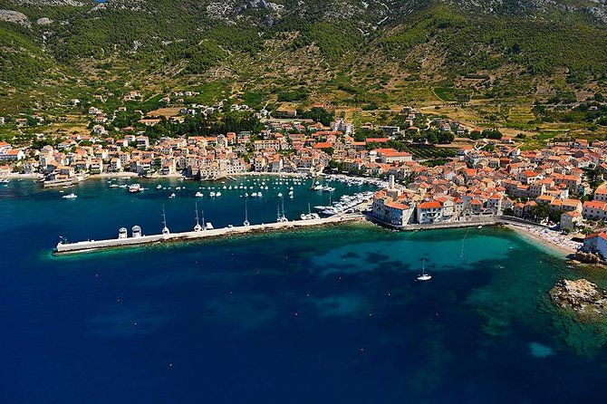 5-islands-private-boat-tourblue-cavehvarpakleni-islands