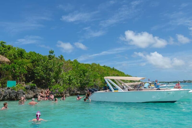5 Islands Speedboat Cruise, Snorkeling + Lunch & Open Bar - What’s Included and What’s Not