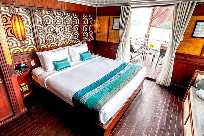 5 Star Cruise: 2 Days 1 Night Discovering Halong Bay - An In-Depth Look at the Halong Bay Cruise Experience