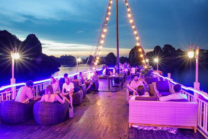 5 Star Cruise Halong Bay 2D1N Luxury Tour from Hanoi - Who Should Book This Tour?