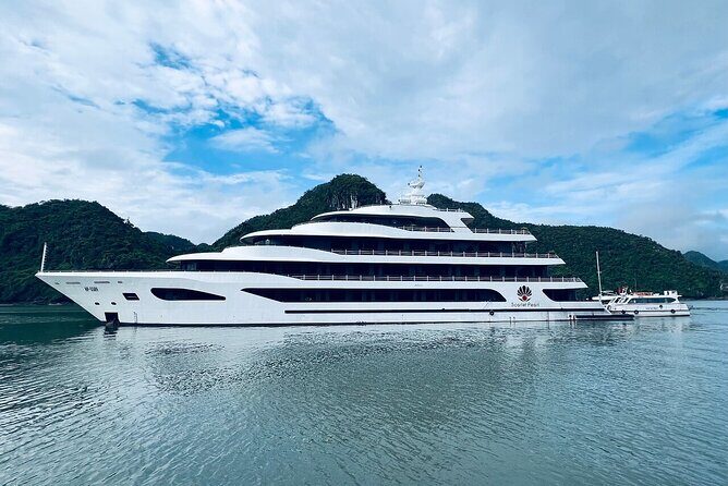 5-Star Ha Long & Lan Ha Bay Cruise Tour 2D1N with Private Balcony - Who Will Love This Tour?