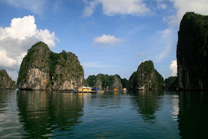5-Star Luxury Cruise: Discover Ha Long & Lan Ha Bay from Hanoi - Key Points