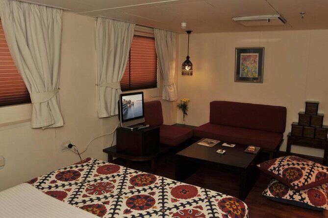 5 Star Nile cruise(Luxor To Aswan)4 Nights Descover Egypt History - What Makes It Stand Out?