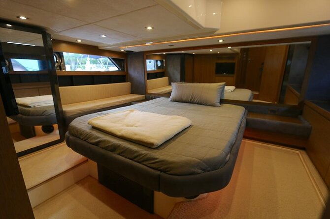 52-azimut-yacht-charter