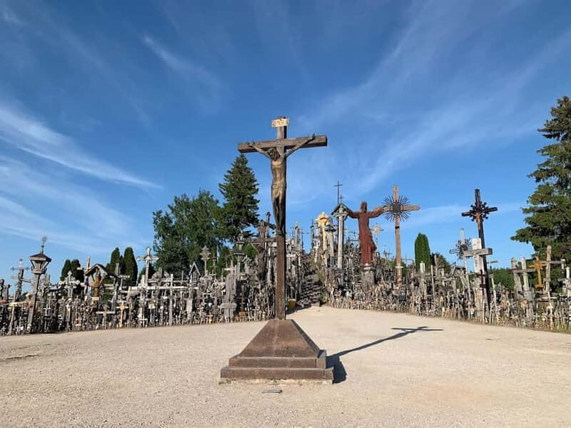 5,5 Hour Shared Tour to Hill of Crosses from Riga - Who Will Love This Tour?