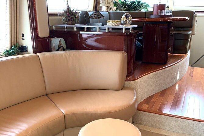 58-ft-private-tour-in-miami-yatch-rental-4-to-8-hours-13-people