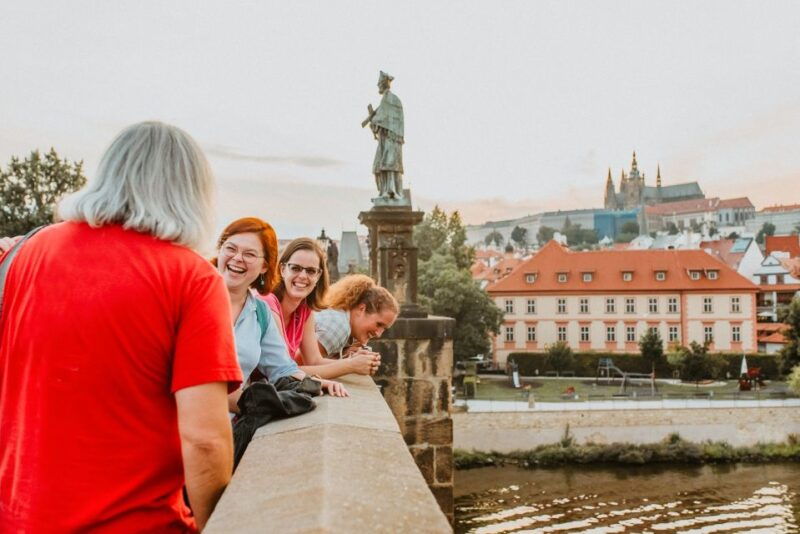 5h-prague-city-highlights-tour-local-lunch-snack-incl