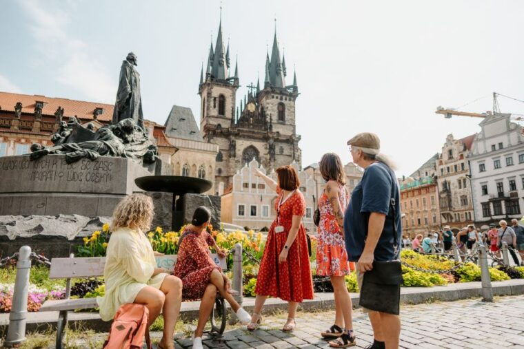 5h-prague-city-highlights-tour-local-lunch-snack-incl