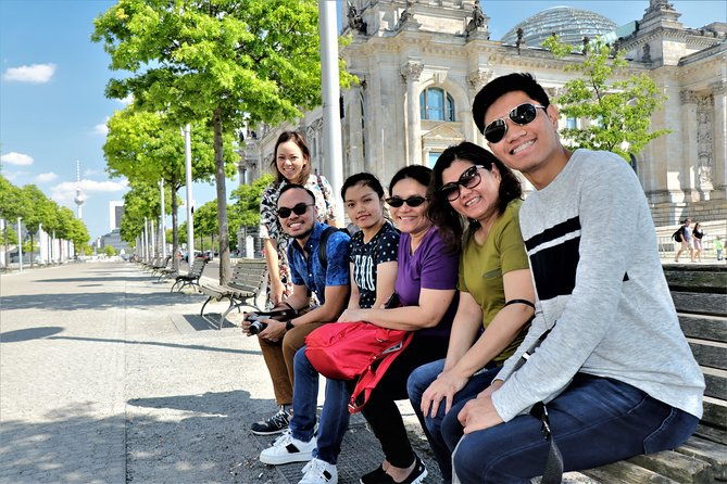 5hours-guide-chauffeur-photographer-in-berlin-private-tour