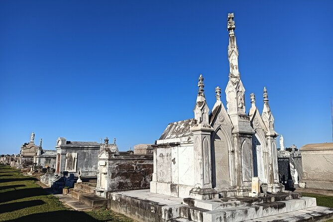 6-cemeteries-of-new-orleans-famous-graves-fascinating-history