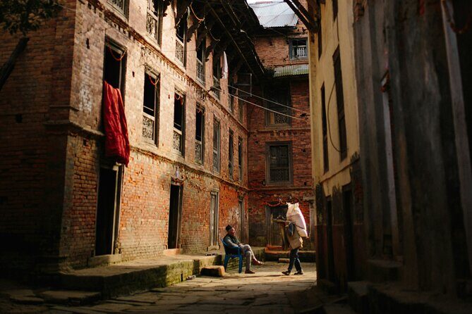 6 Day Nepal Golden Triangle Kathmandu, Chitwan and Pokhara - A Practical Overview of the Tour Experience