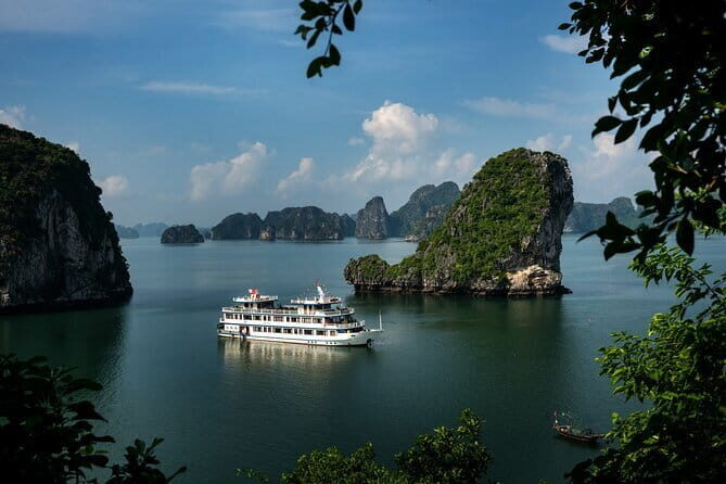 6 Days Amazing Landscape Of North Vietnam Tour (Hanoi, Sapa, Halong Bay) - Practical Details and Considerations