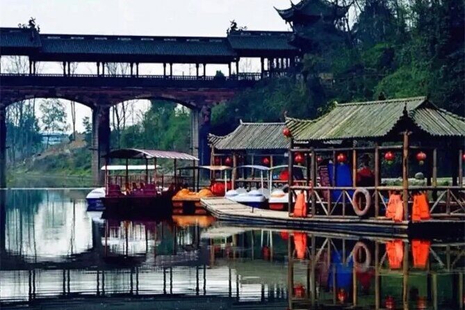 6 Days Chengdu Cultural and Night Scene Tour - Day 1: Arrival and Hotel Check-in