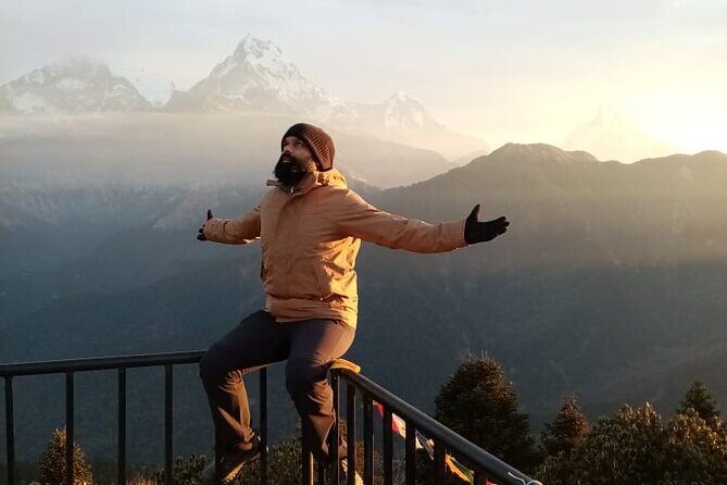 6 Days Nepal Private Tour with Poon Hill Trek - Accommodation and Food