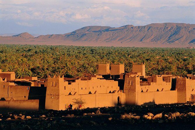 6 days tour from Marrakech to Sahara desert & Atlantic coast Essaouira - Taking in the Sahara: Erg Chigaga and Nomad Life