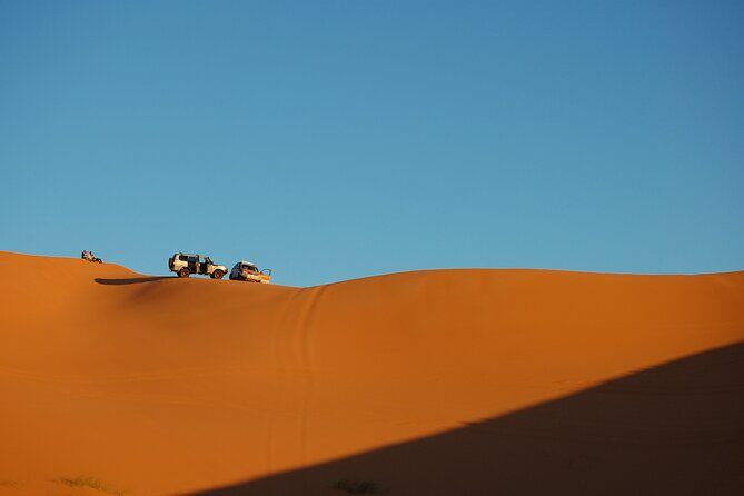 6 Hour Desert Safari Tour and BBQ Dinner from Dubai by RGT - Key Points