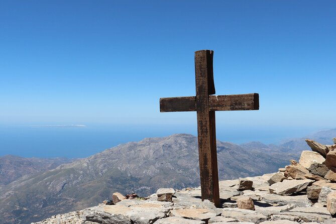 6-hour-hiking-in-psiloritis-mountain