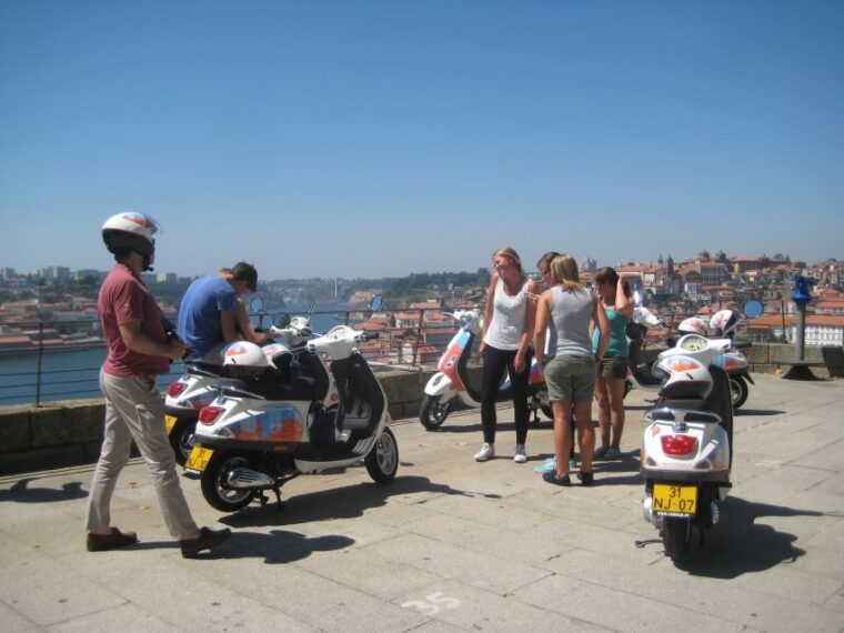 6-hour-porto-by-vespa