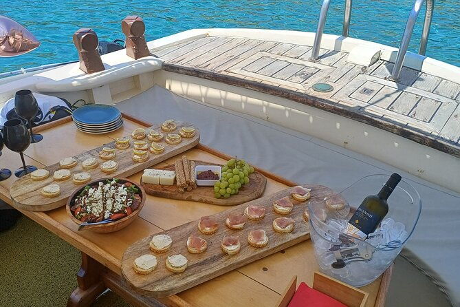 6-hour-private-cruise-in-mykonos-with-food-and-drinks