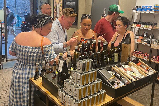 6-hour-private-walking-tour-in-barcelona