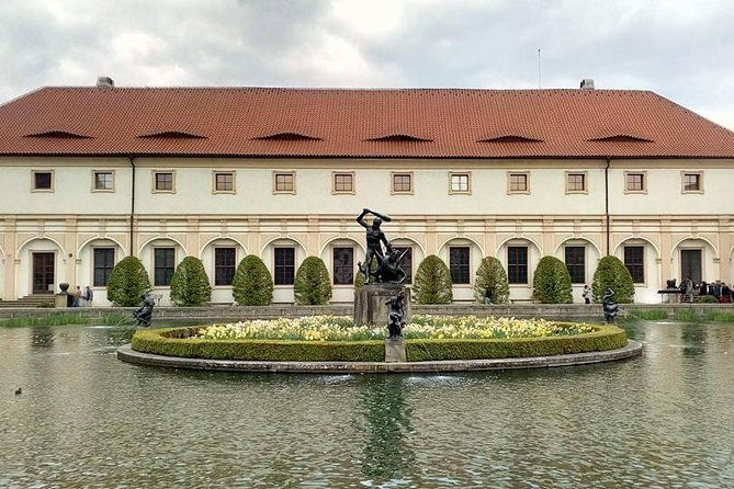 6-hours-prague-gardens-and-parks-private-tour-by-car