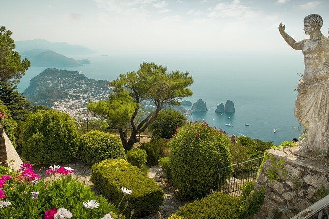 6-hours-private-tour-of-capri-with-certified-guide
