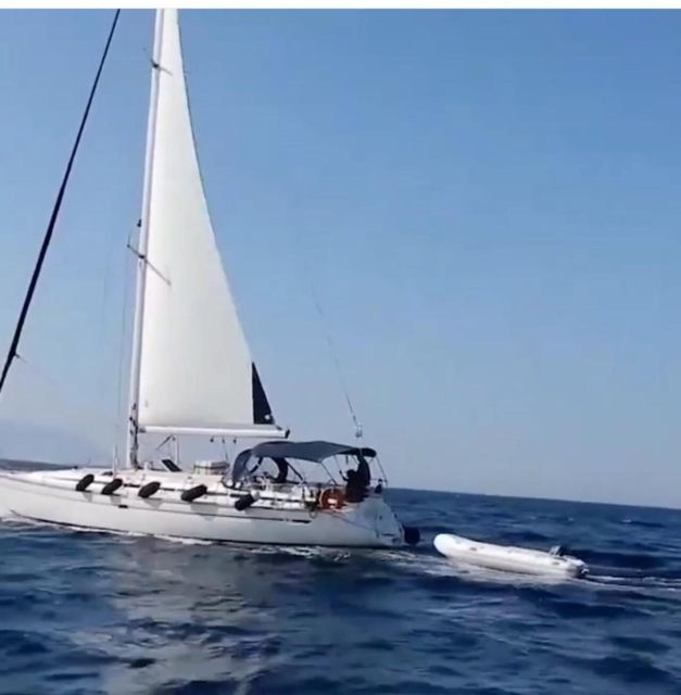 6-hours-tour-to-delos-and-rhenia-islands-with-sailing-yacht-3