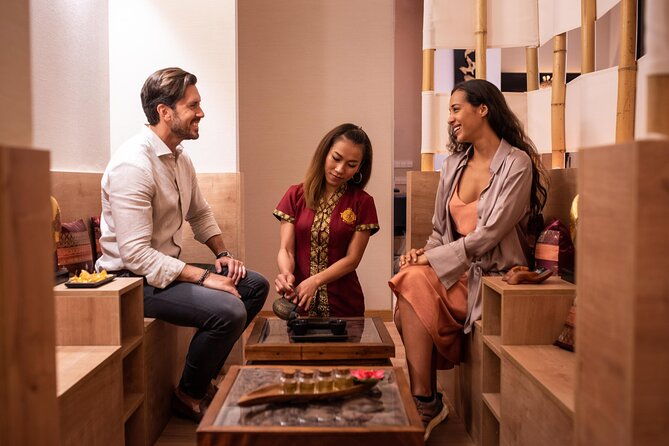 60-min-couples-massage-to-choose-and-30-min-floral-bath-thai-massage-alura