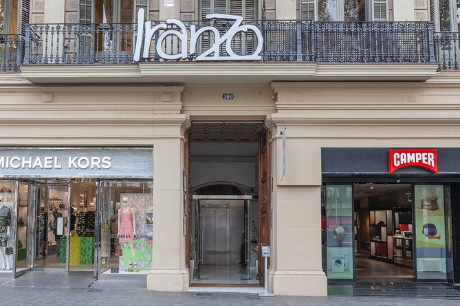 60-min-foot-and-leg-massage-at-thai-spa-massage-barcelona-2