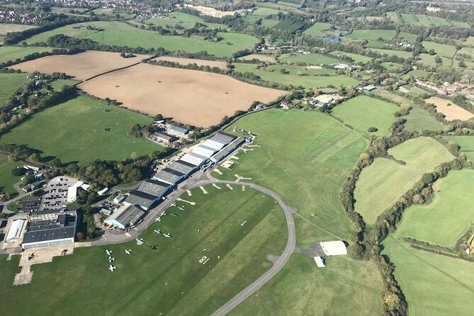 60-minute-thames-medway-estuary-helicopter-tour