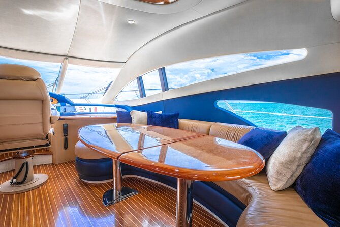 62-azimut-yacht-charter-2