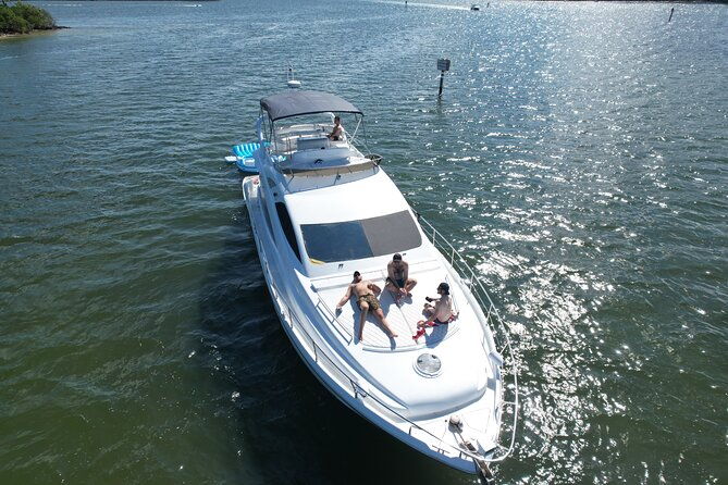 65ft-yacht-charter-in-miami