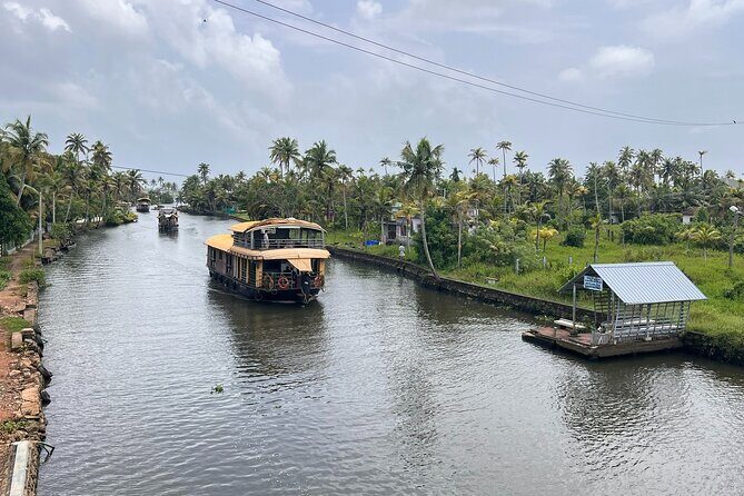6hrs Alleppey Houseboat Tour-Serene Canals, Local Life & Food. - The Sum Up