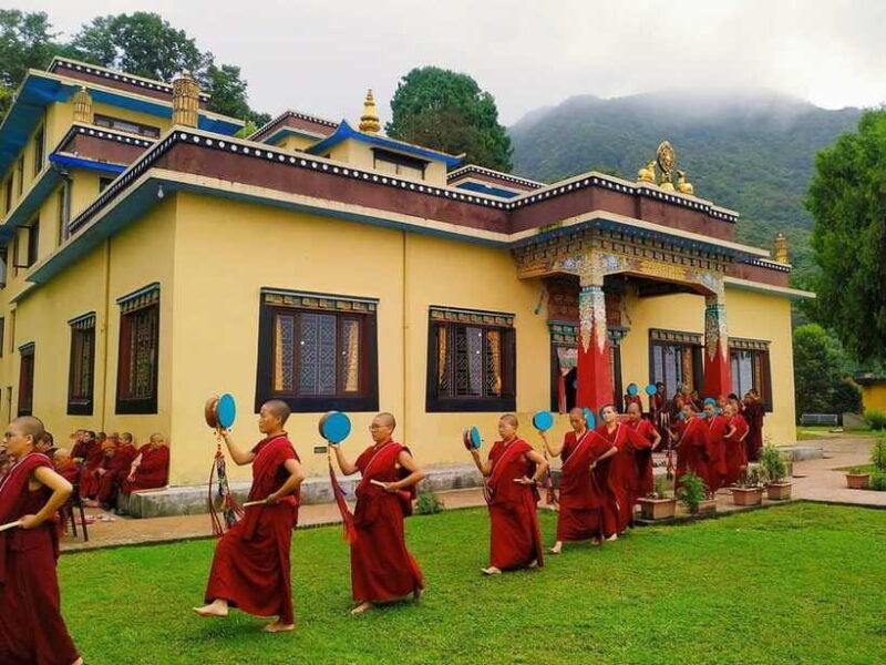 7-day-buddhist-monastery-retreat-in-kathmandu