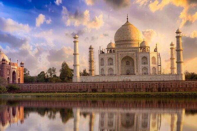 7 Day Golden Triangle Tour { Delhi Agra Jaipur Tour } - FAQs