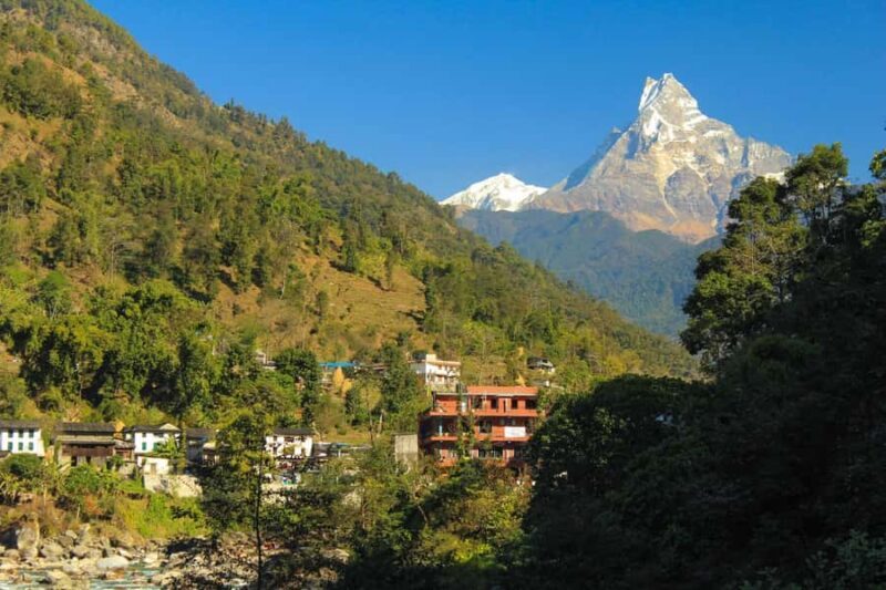 7-Day Poon Hill Trek with Guide and Accommodation - Key Points