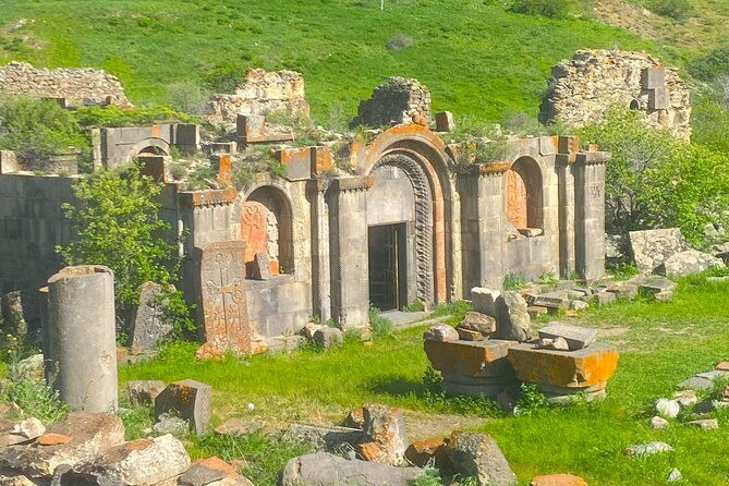 7-day-semi-hiking-tour-in-armenia