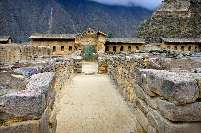 7-days-cusco-sacred-valley-machupicchu-rainbow-mountain-humantay