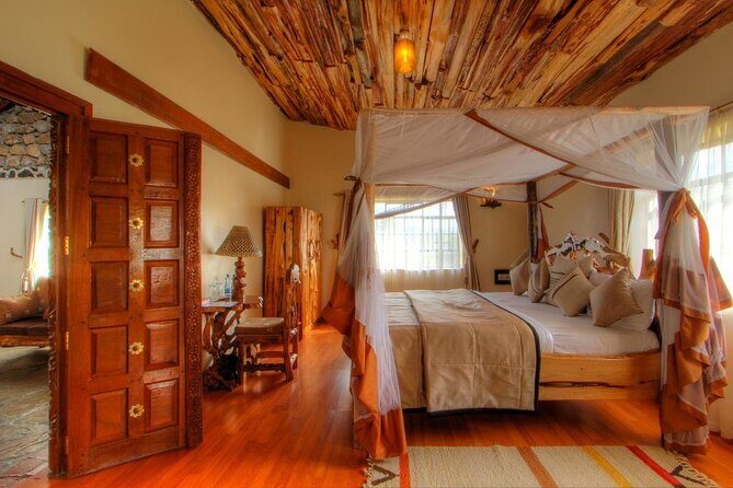 7 Days Private 4 star lodges Safari by LandCruiser from Nairobi - FAQs