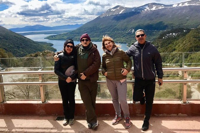 7-hour-lakes-escondido-fagnano-ushuaia-shared-tour
