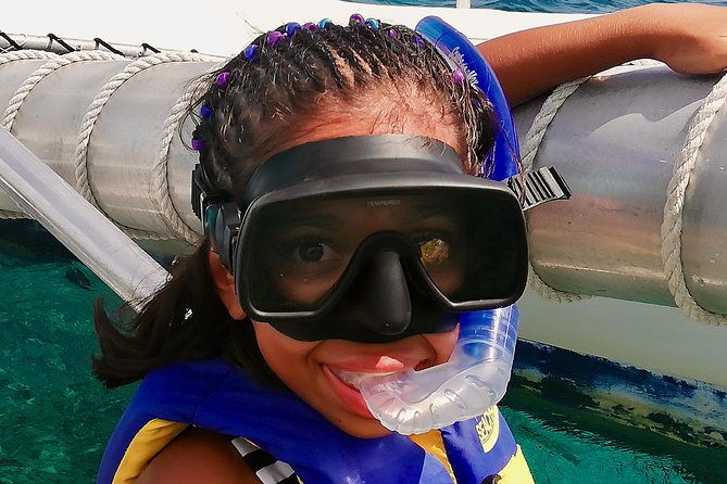 7-hour-private-catamaran-sail-snorkel-and-beach-bbq-grace-bay-providenciales