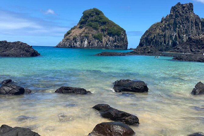 7-hours-ilhatour-adventure-in-fernando-de-noronha