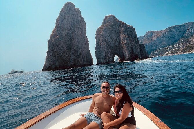 7-hours-private-boat-experience-on-capri-from-positano