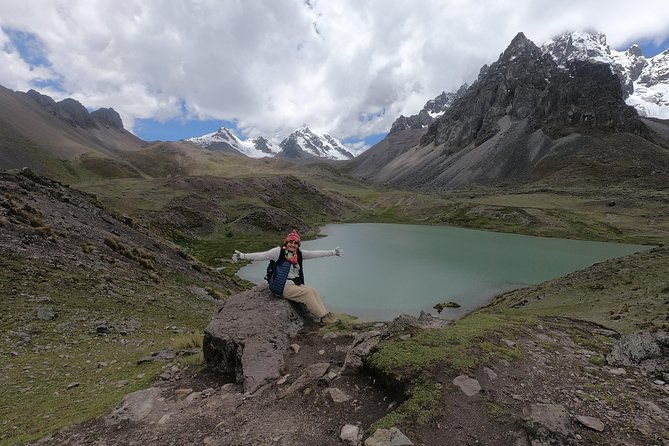 7-lagoons-of-the-ausangate-1-day-tour-private-service