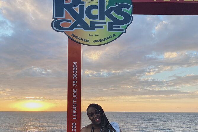 7-mile-beach-and-ricks-cafe-private-tour