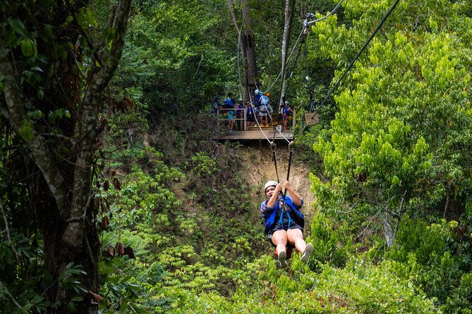 7-waterfalls-5-zip-lines-shore-excursion-amber-cove-taino-bay
