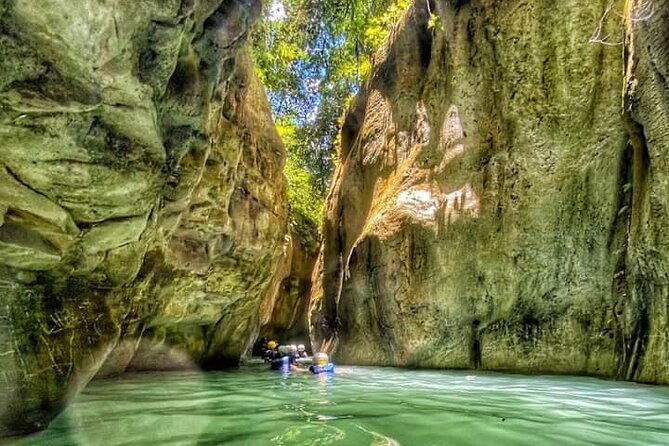 7-waterfalls-excursion-taino-bay-amber-cove