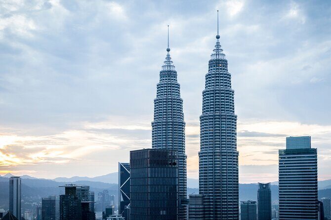 7 Wonders of Kuala Lumpur Private Tour with Twin Towers Ticket - What Makes This Tour Stand Out?