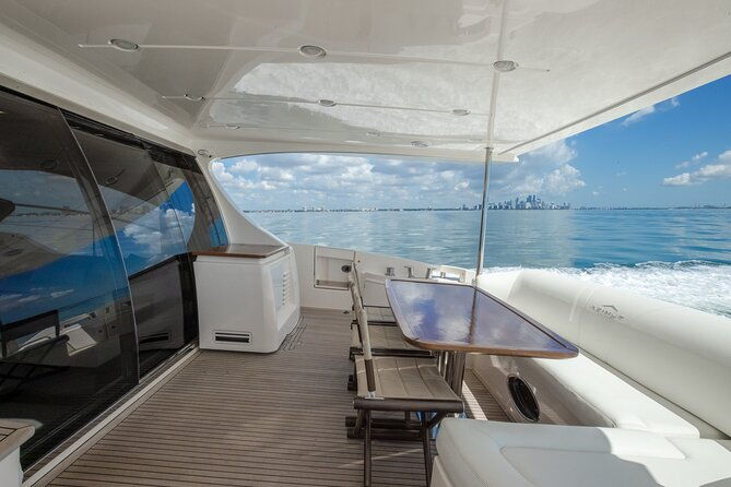 70-azimut-flybridge-yacht-charter
