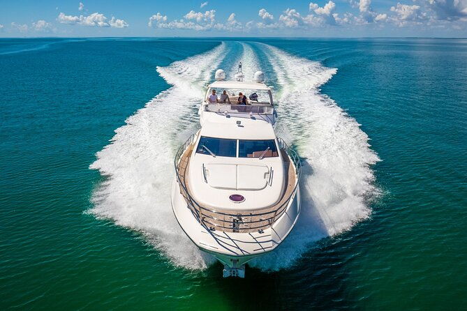 70-azimut-flybridge-yacht-charter